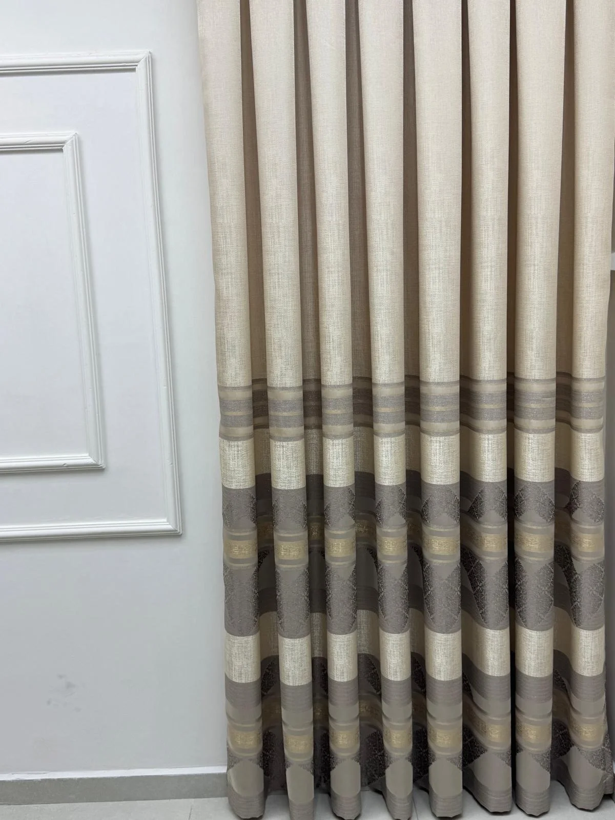 NİVEMESHOME CEYHAN V-5202 VİZON 1/3 SIK PİLE FON PERDE APM