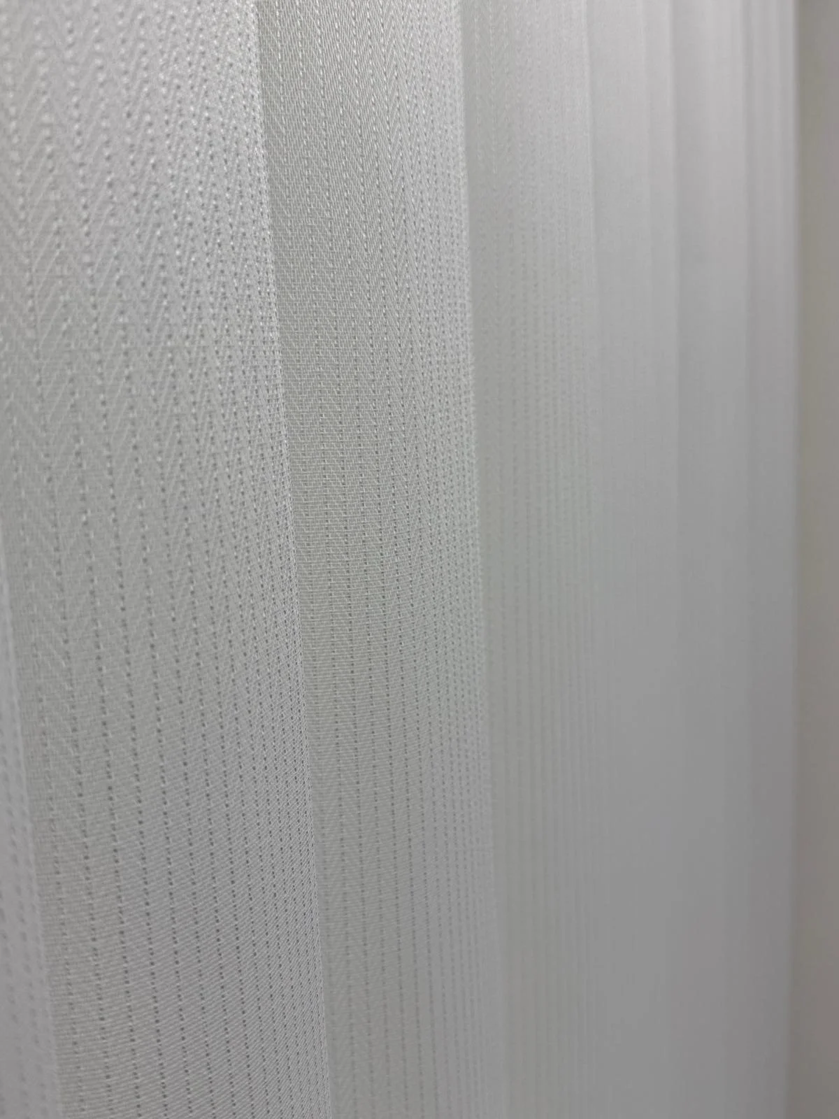 NIVEMESHOME NEW GENERATION FISH SCALE V-101 1/3 PILE TULLE CURTAIN