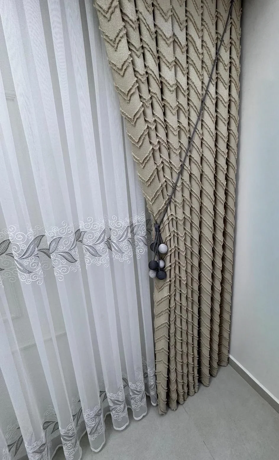 NİVEMESHOME LALE GÜMÜŞ 1/3 PİLELİ TÜL PERDE APM