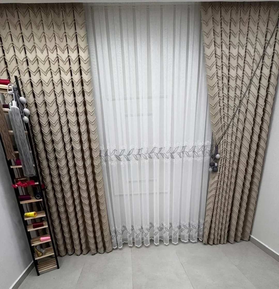 NİVEMESHOME ЛАЛЕ СЕРЕБРО 1/2,5 РИФЛЕННЫЕ ТЮЛЕВЫЕ ШТОРЫ APM