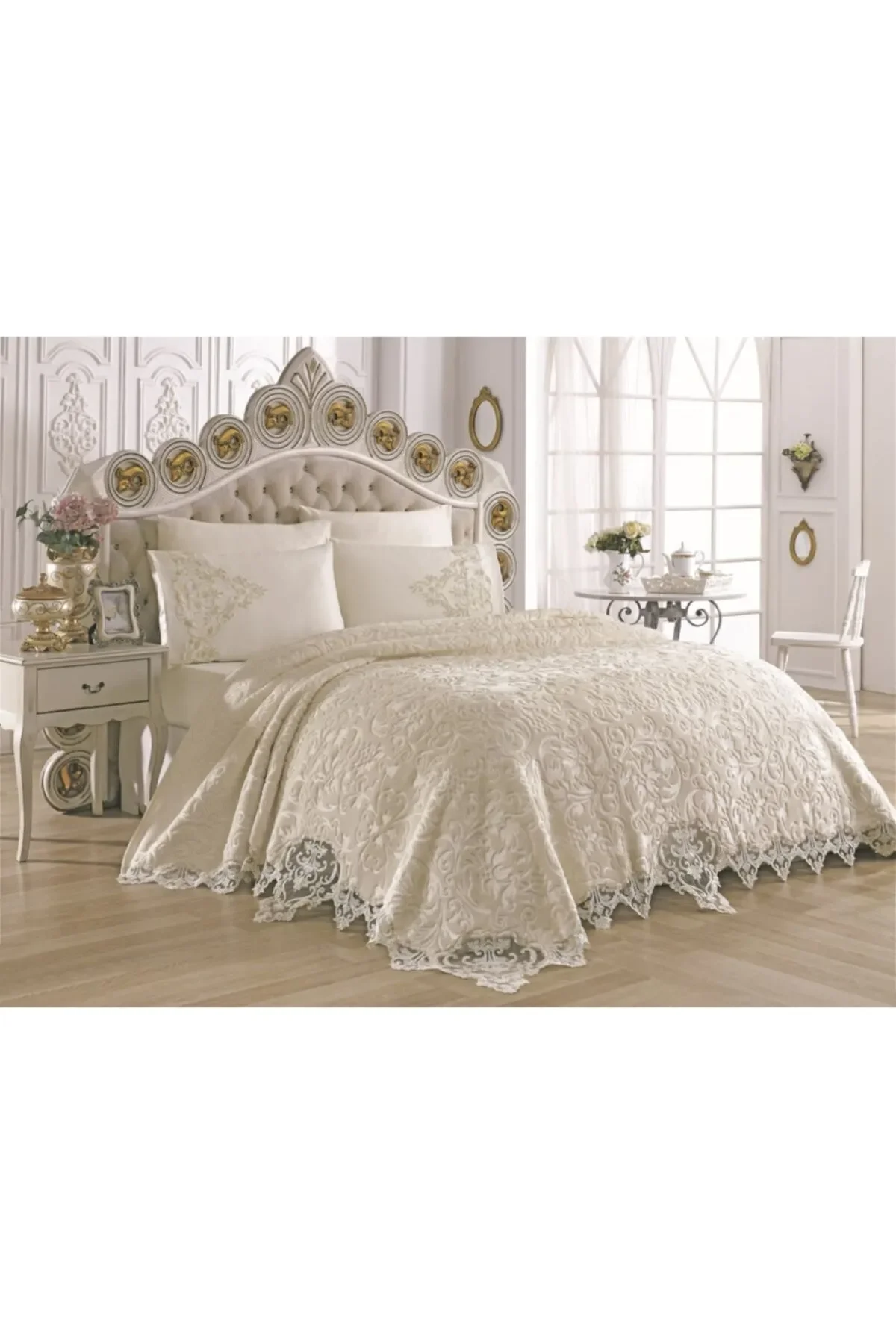 LADYBUG CREAM 6 PIECE FRENCH BLANKET SET ROYAL HOME