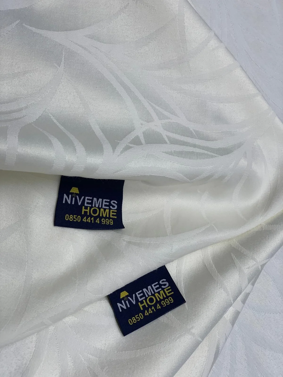 NIVEMESHOME 140X200 CREME BLATTMUSTER FLECKENFREIE TISCHDECKE