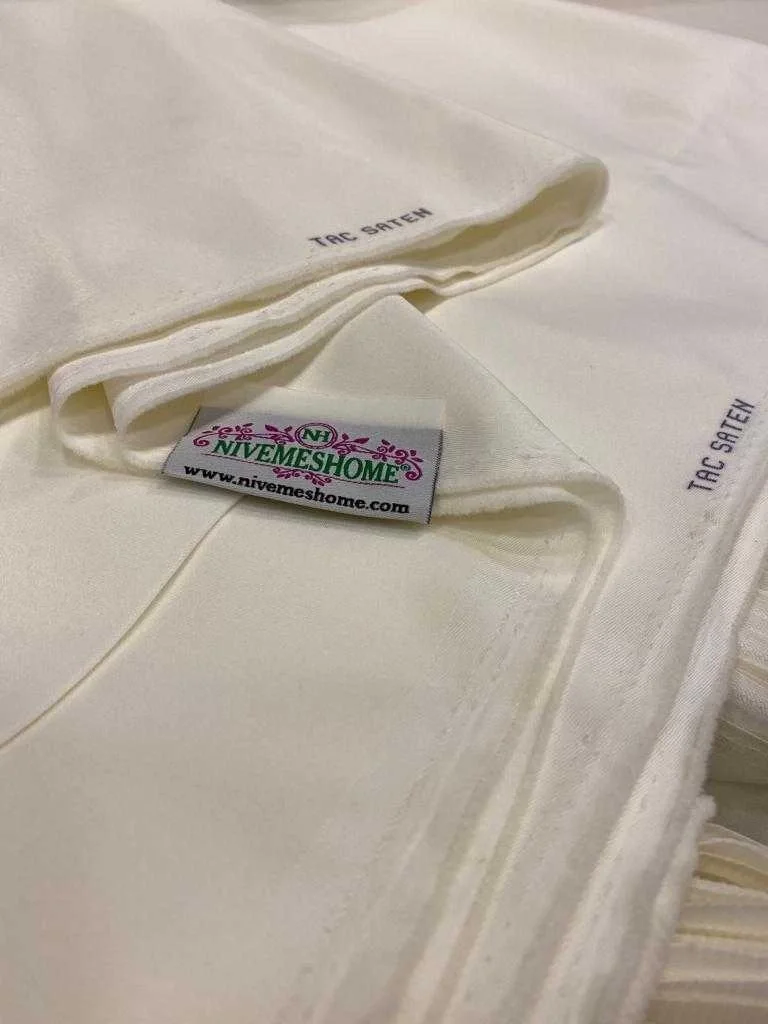 NİVEMESHOME TENDA PARASOLE IN RASO CREMA DI 1ª CLASSE