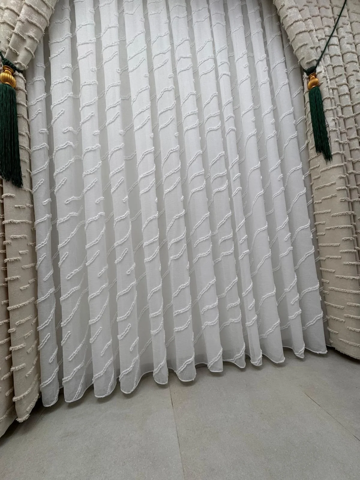NİVEMESHOME AHU 1-0037  TAM DESENLİ  1/2,5  PİLELİ  TÜL PERDE APM