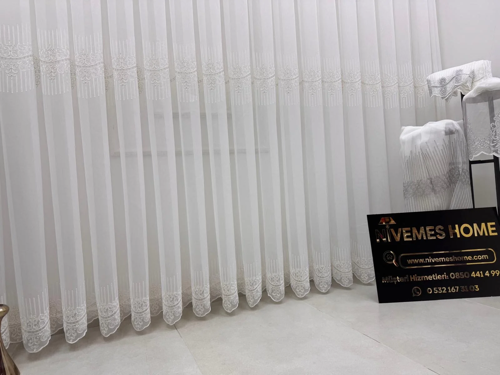 NİVEMESHOME ALTIN DOKULU DSN:2503 V-117 PREMİUM NAKIŞLI 1/3 SIK PİLELİ TÜL PERDE APM