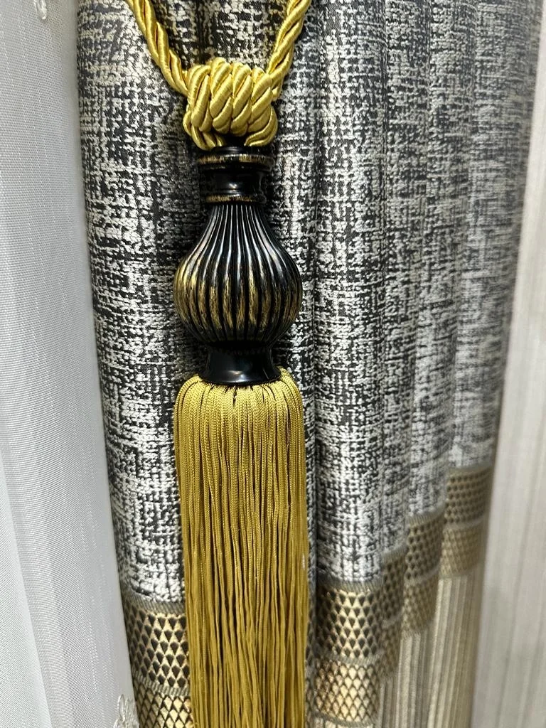NIVEMESHOME GOLDEN FRINGED LEAD APARATUS CEILING GATHERING BRACE