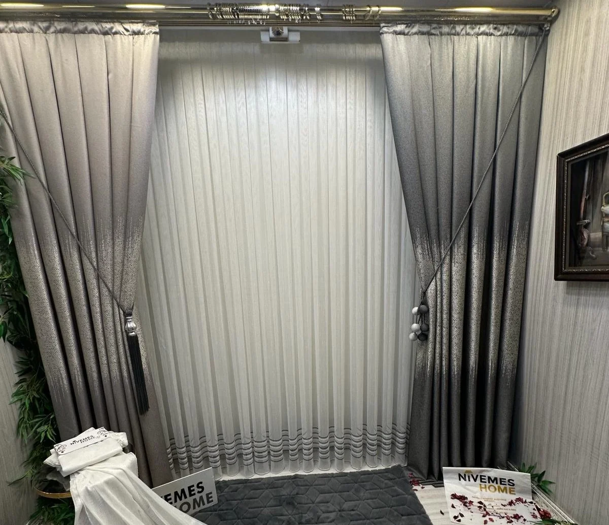 NİVEMESHOME ARYA SİYAH ŞERİTLİ 1/3 SIK PİLELİ TÜL PERDE APM