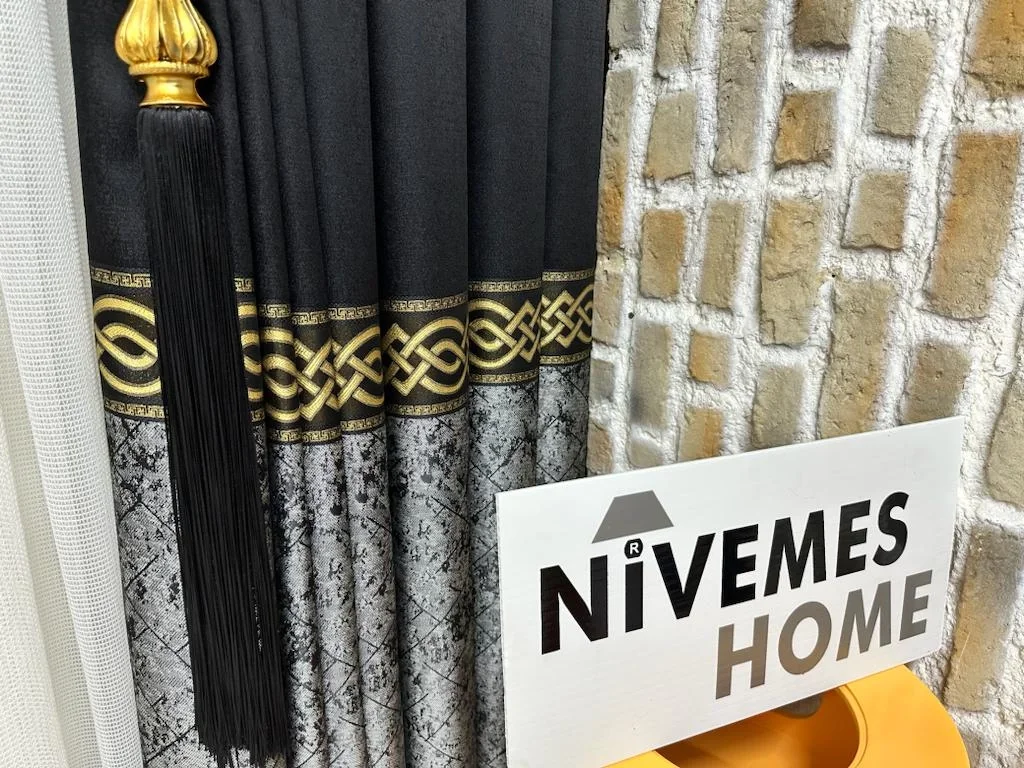 NIVEMESHOME BEGONYA NEGRO-ORO 1/3 PLISADO CORTINA DE FONDO APM