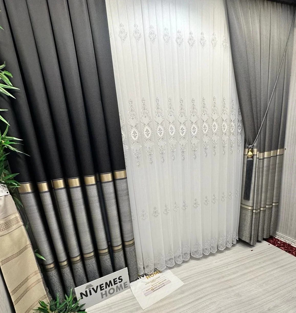 NİVEMESHOME DENİZ FT614177 V-902 SİYAH 1/3 SIK PİLELİ FON PERDE APM