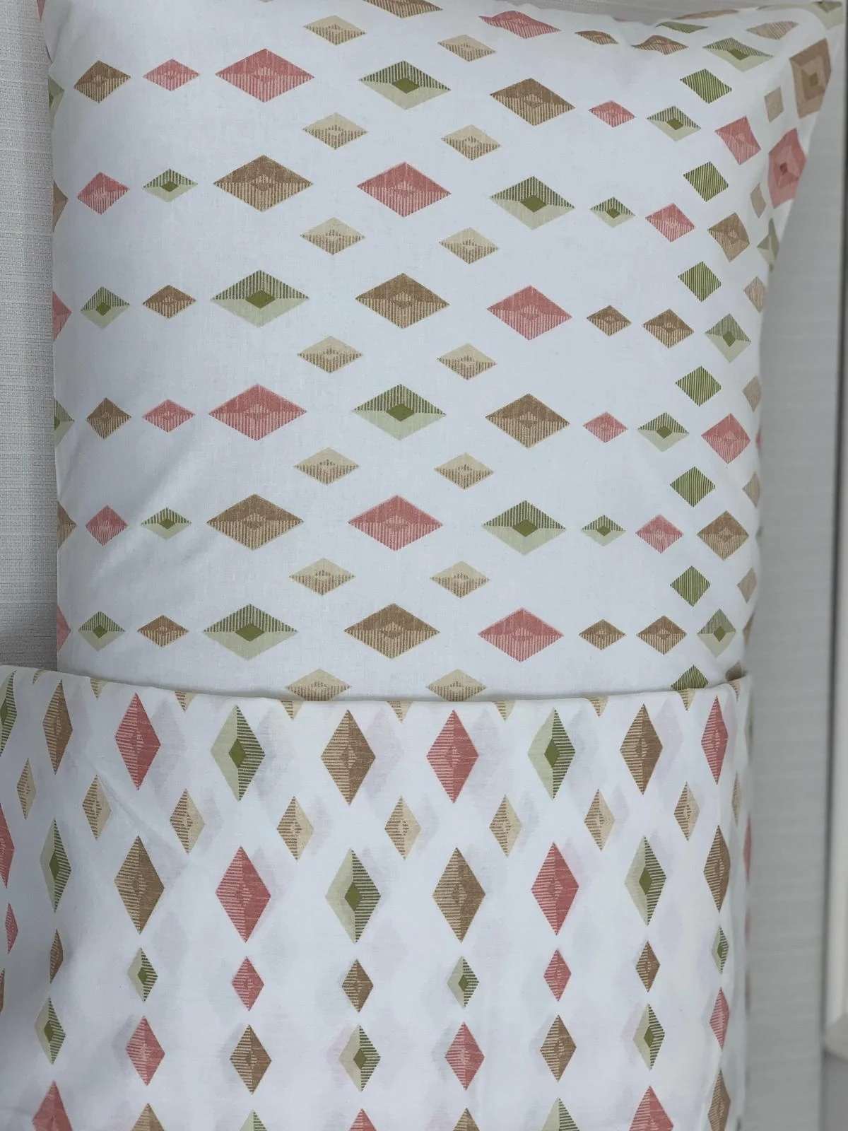 FUNDA DE ALMOHADA CUADRADA DE 2 PIEZAS CON ESTAMPADO DE MODELO DE NÍVEMESHOME CON TAPA DE 50X70
