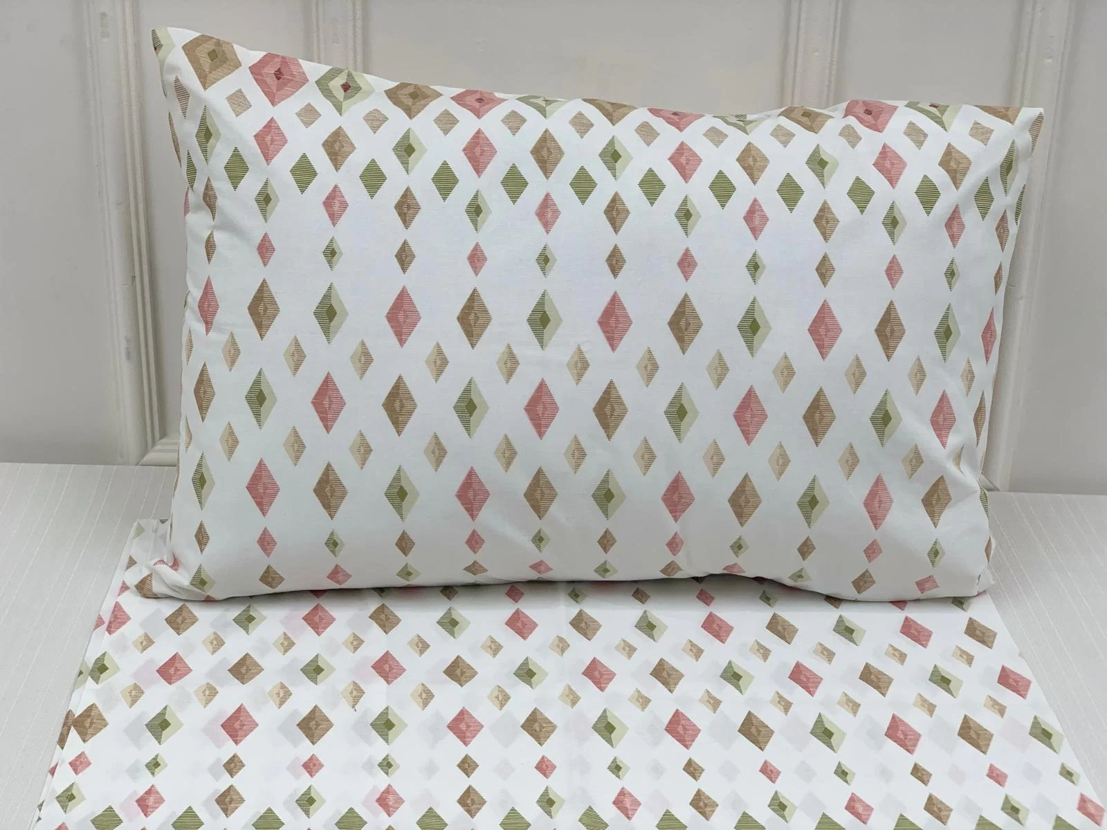 FUNDA DE ALMOHADA CUADRADA DE 2 PIEZAS CON ESTAMPADO DE MODELO DE NÍVEMESHOME CON TAPA DE 50X70