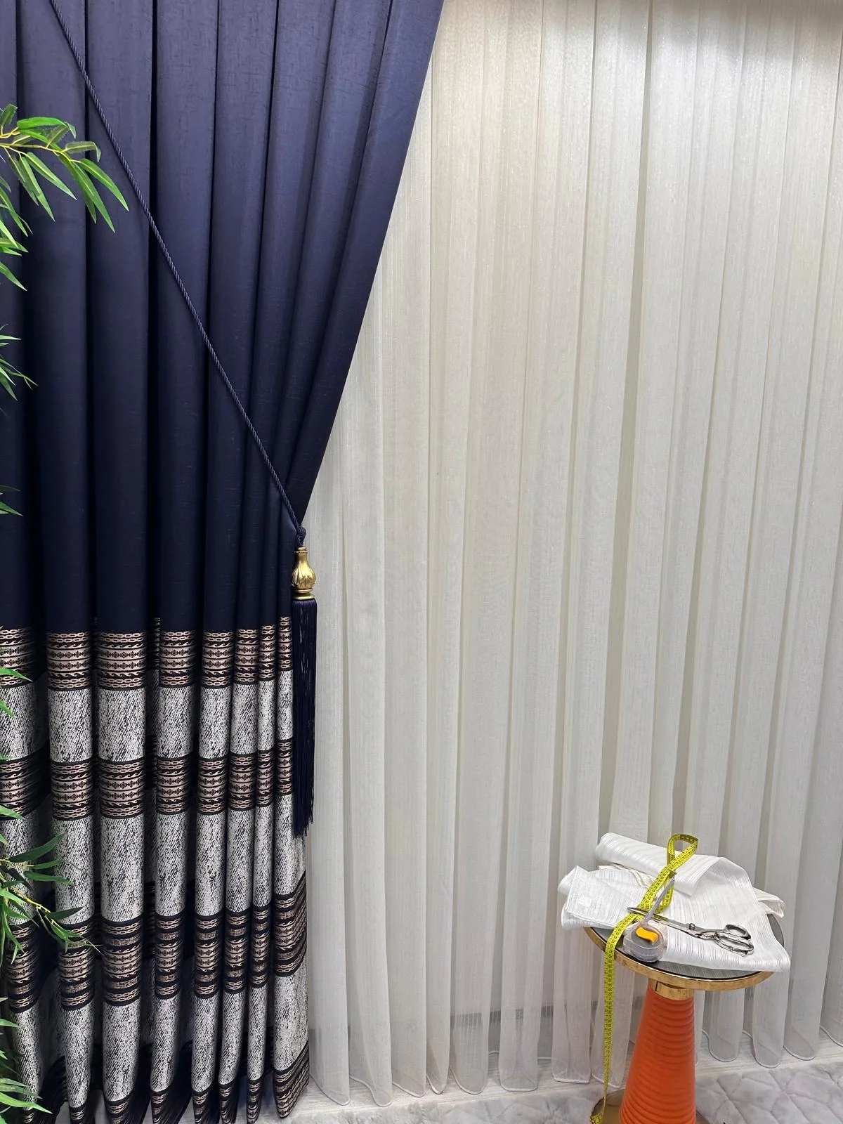 NİVEMESHOME ELEGANS GOLD ÇİZGİLİ 1/3 SIK PİLELİ TÜL PERDE APM