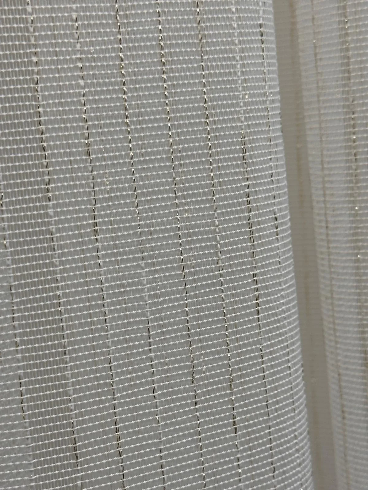 NİVEMESHOME ELEGANS GOLD ÇİZGİLİ 1/3 SIK PİLELİ TÜL PERDE APM