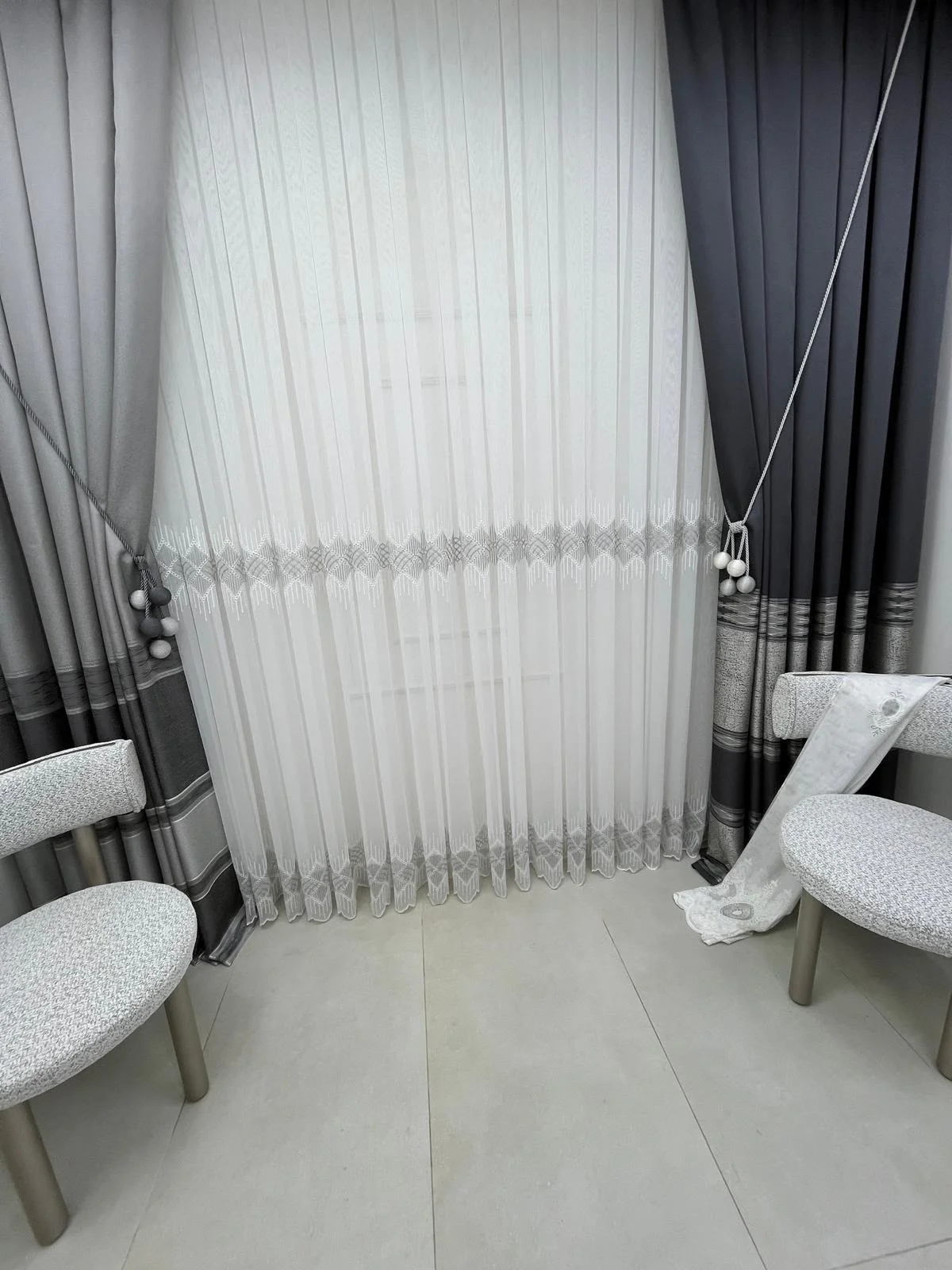 NİVEMESHOME ELİN 2573 V-105 GÜMÜŞ DETAY 1/3 PİLELİ TÜL PERDE APM