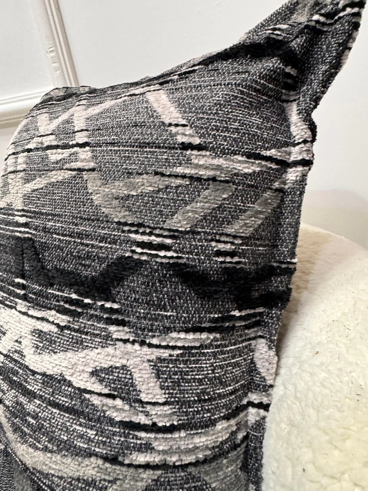 NIVEMESHOME FIBER FILLED CUSHION 45X45 MATEO 67-01 ANTHRACITE GRAY