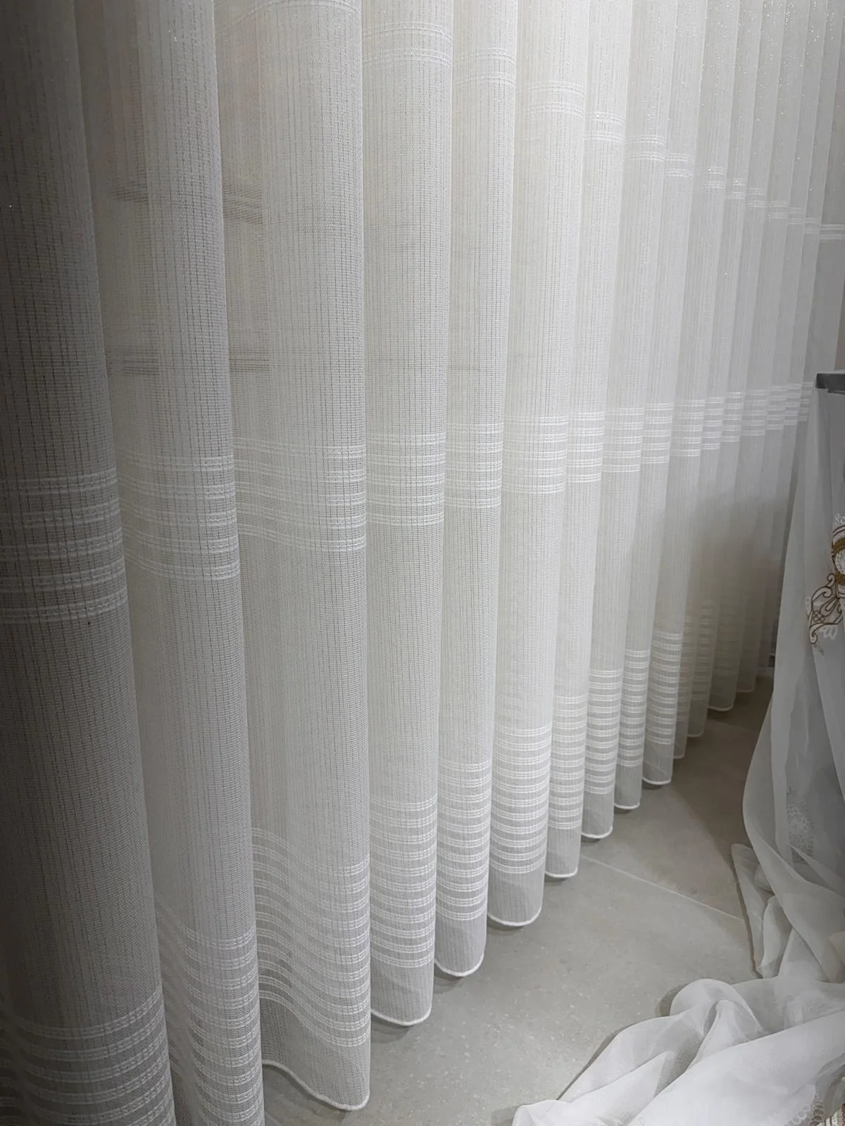 NİVEMESHOME EYMES 1/3 SIK PİLELİ TÜL PERDE APM