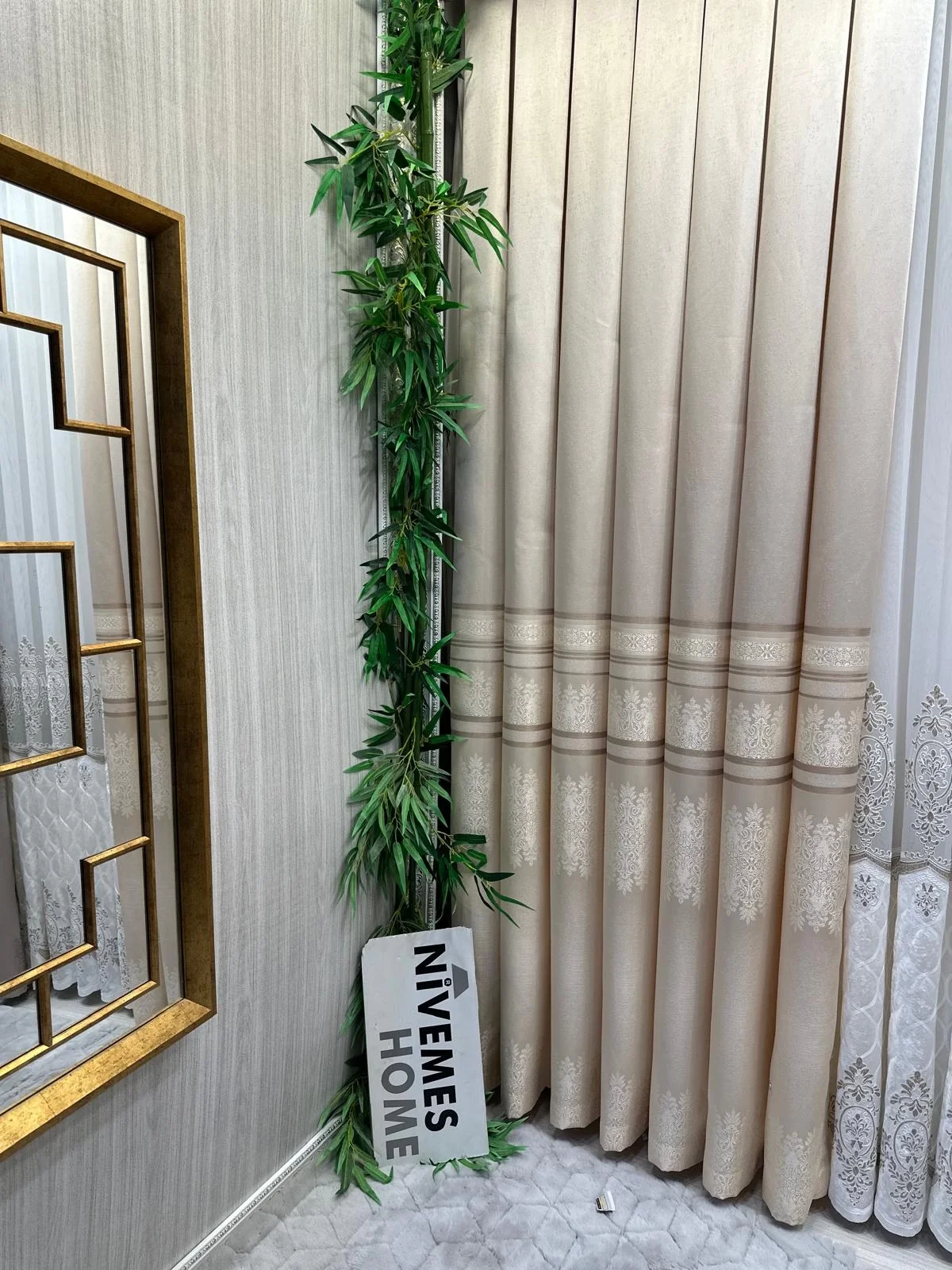 NİVEMESHOME FT632255 V-115 ANTAKYA KREM 1/3 ШИРОКИЙ ЗАСТЕЛ ПО ПЕРИМЕТРУ ЗОЛОТАЯ ЛИНИЯШТОРЫ АПМ