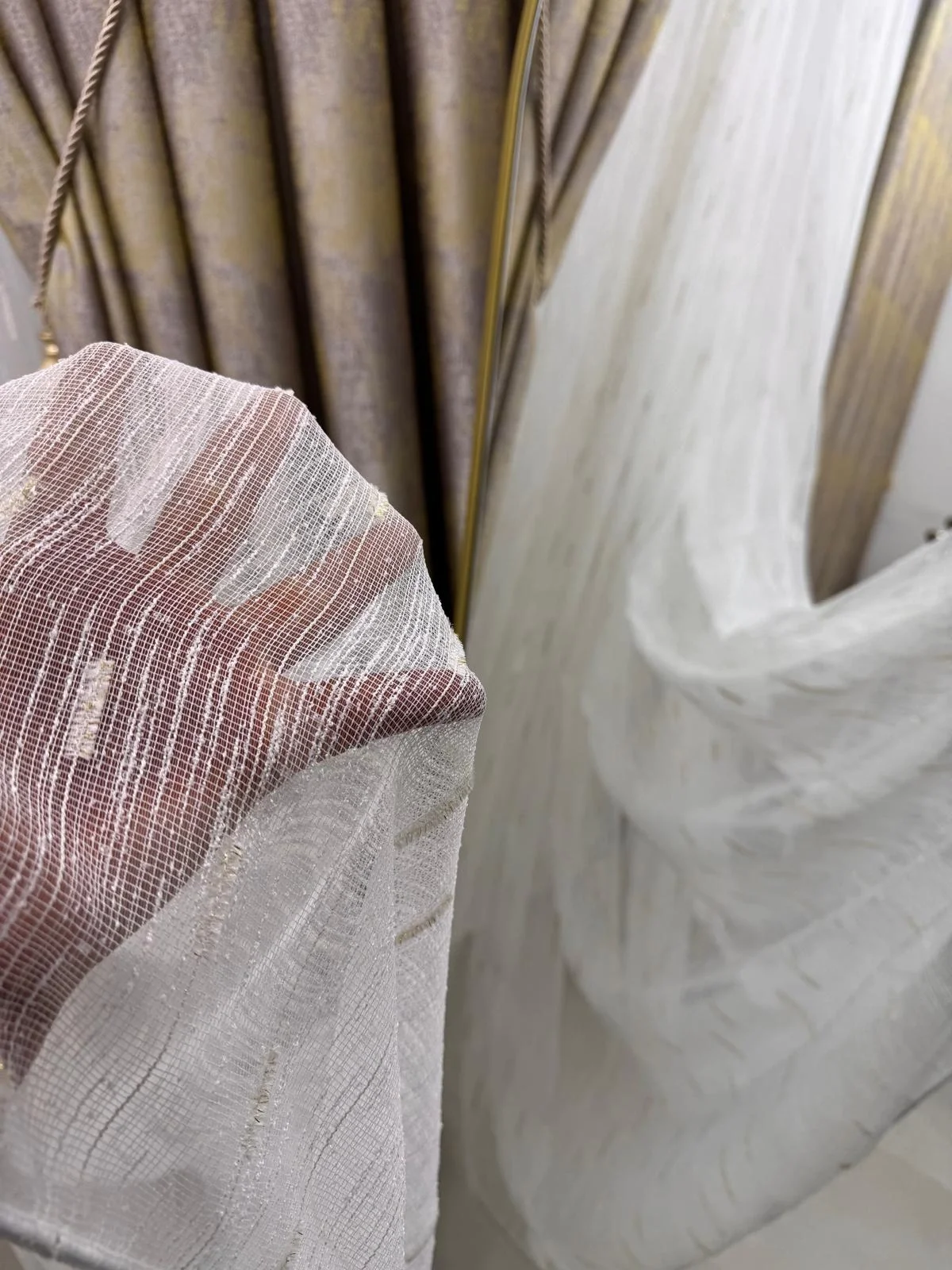 NİVEMESHOME GOLD BEARDED TULLE 1/3 DENSE PILE TULLE CURTAIN APM