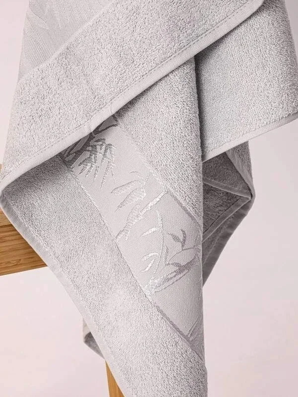 TOALLA DE BAÑO DE BAMBÚ GRIS NIVEMESHOME NURPAK