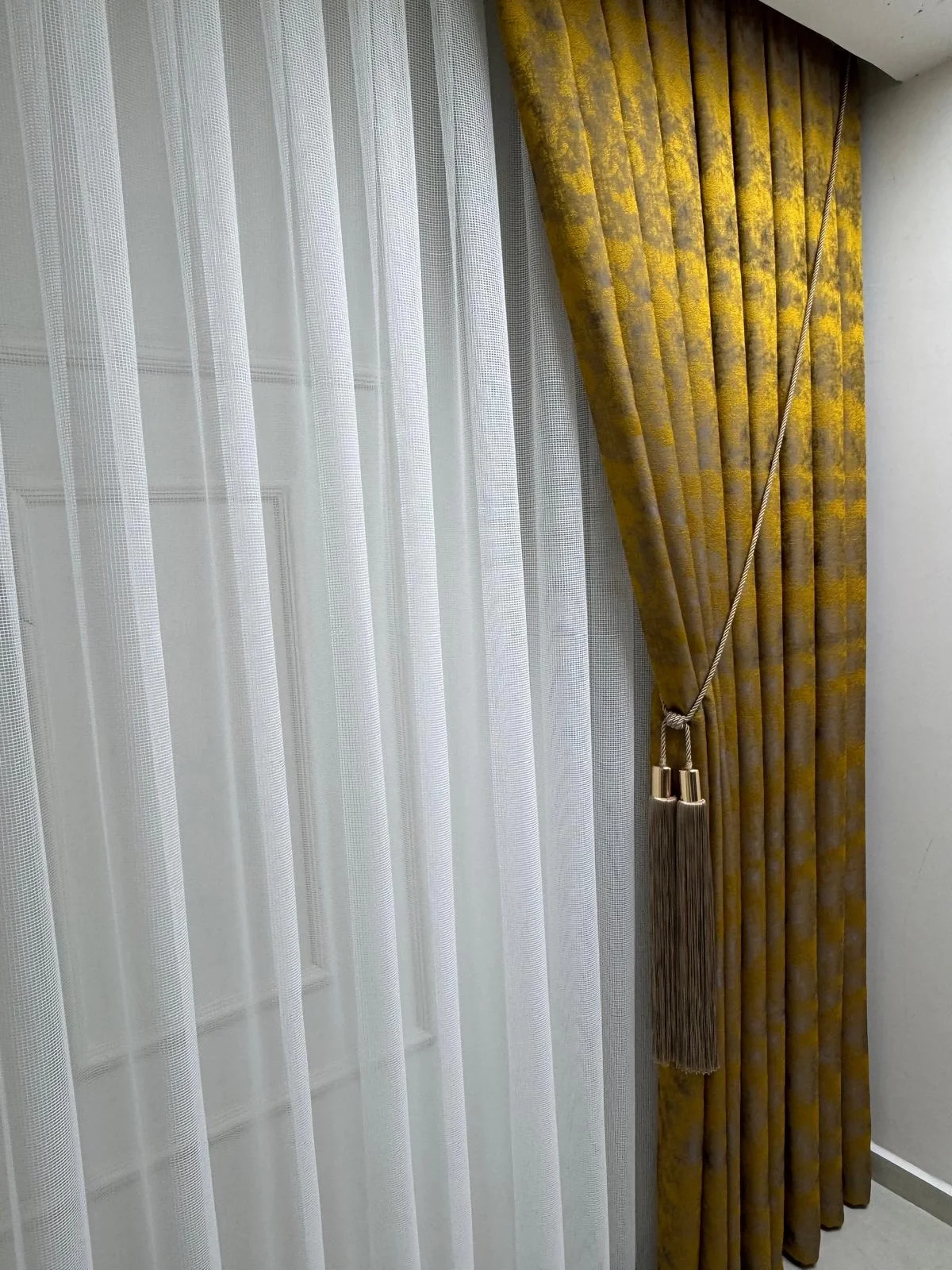 NİVEMESHOME İSTANBUL HARDAL 1/3 SIK PİLELİ FON PERDE APM