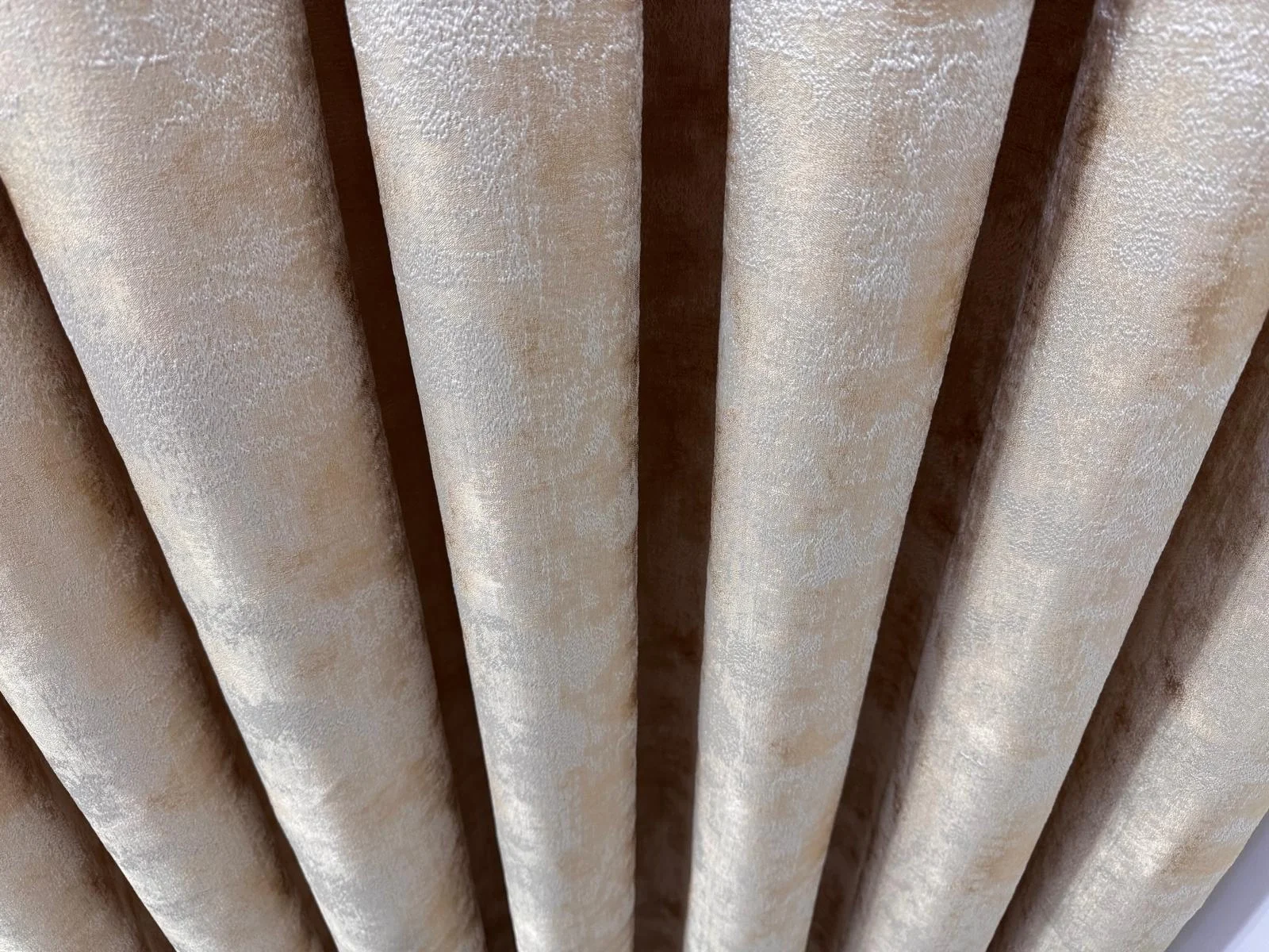 NİVEMESHOME ISTANBUL V-401 ORO 1/3 TESSUTO DENSO BLIND PERE APM