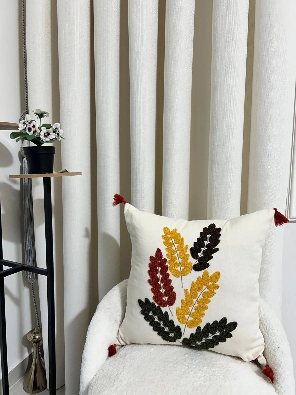 NİVEMESHOME MEŞE YAPRAĞI NAKIŞLI KIRLENT KILIFI 45X45