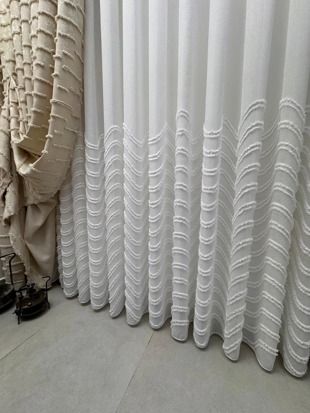 NİVEMESHOME MİLA YARI DESENLİ  1/3  PİLELİ  TÜL PERDE APM