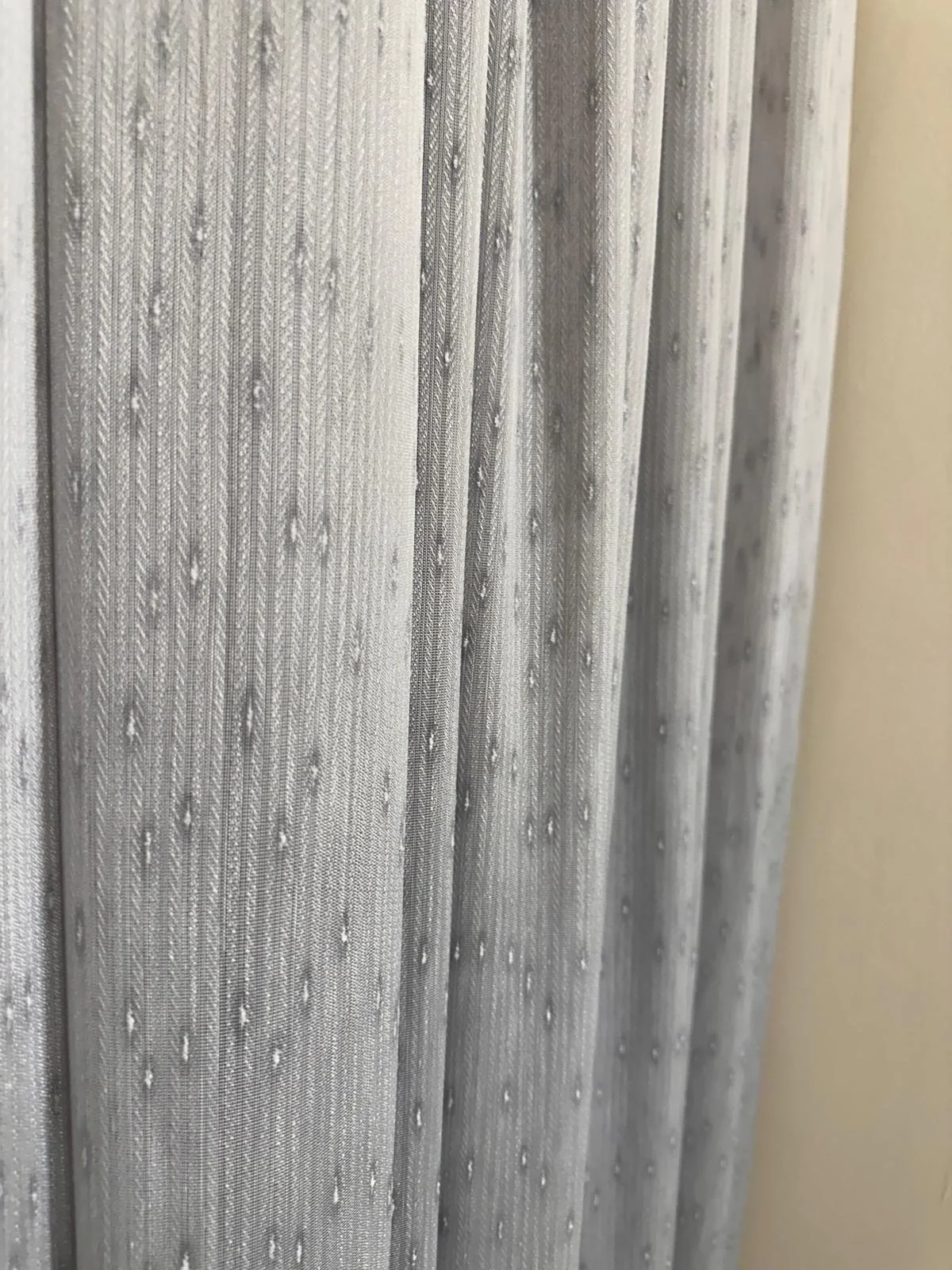 NİVEMESHOME MIZRAKLI FIR0914 AR03102 V-105 GRİ 1/3 SIK PİLELİ TÜL PERDE APM