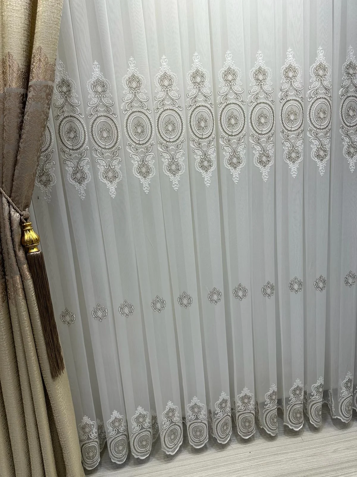NİVEMESHOME OSMANLI MOTİFLİ 1/3 SIK PİLELİ TÜL PERDE APM