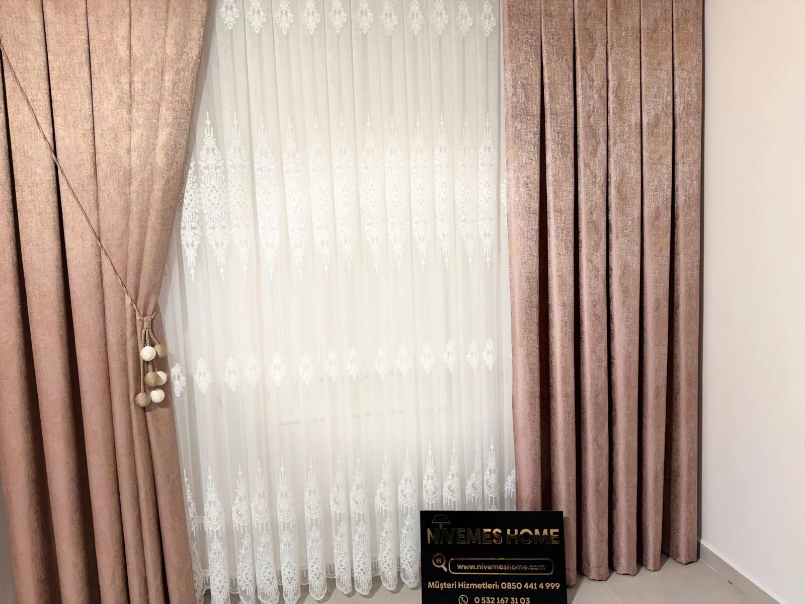NİVEMESHOME PERA V-1001 YAVRUAĞZI 1/3 SIK PİLELİ FON PERDE APM
