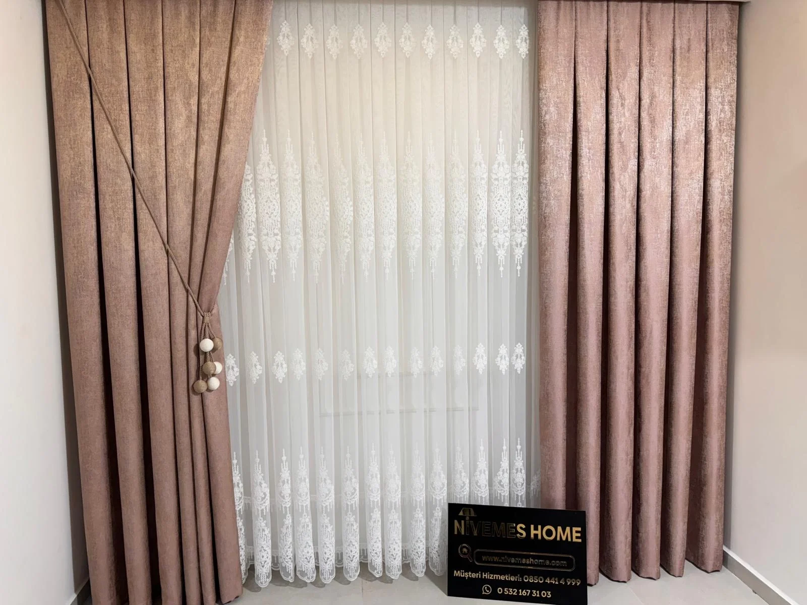 NİVEMESHOME PERA V-1001 YAVRUAĞZI 1/3 SIK PİLELİ FON PERDE APM