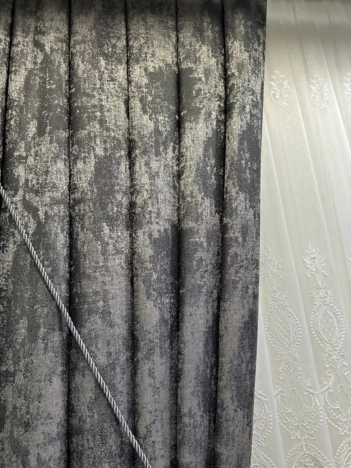 NIVEMESHOME PERA V-2501 1/3 DENSE PILED CURTAIN BLIND APM