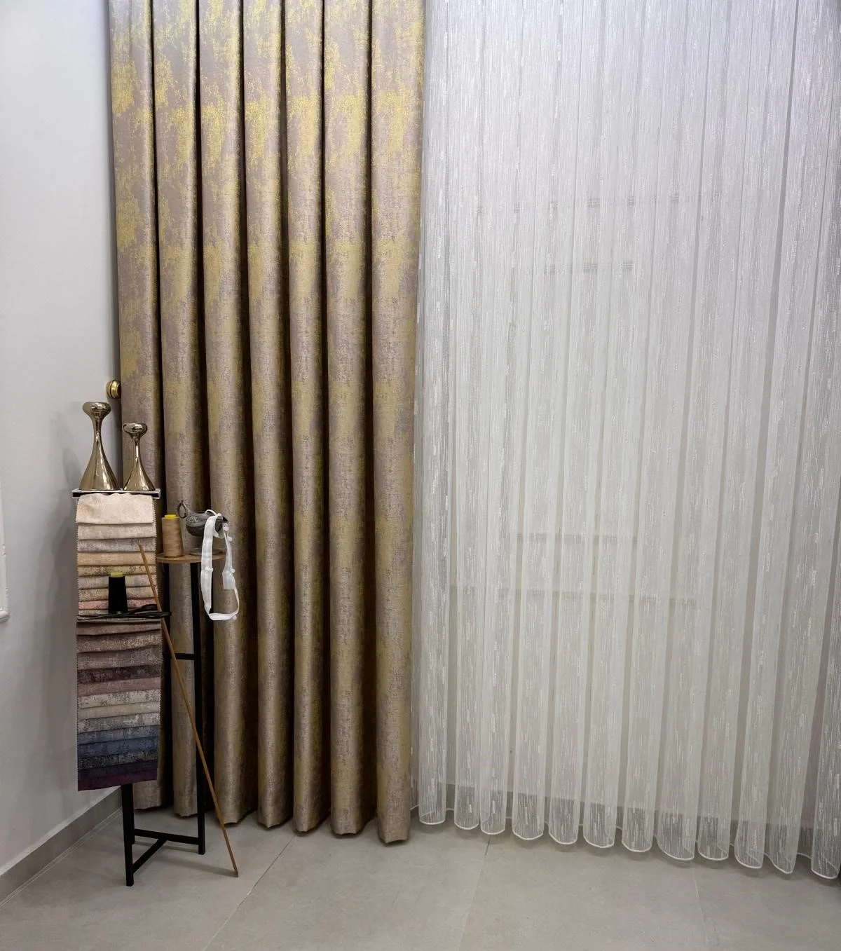 NİVEMESHOME PERA V-5206 1/3 SIK PİLELİ FON PERDE APM