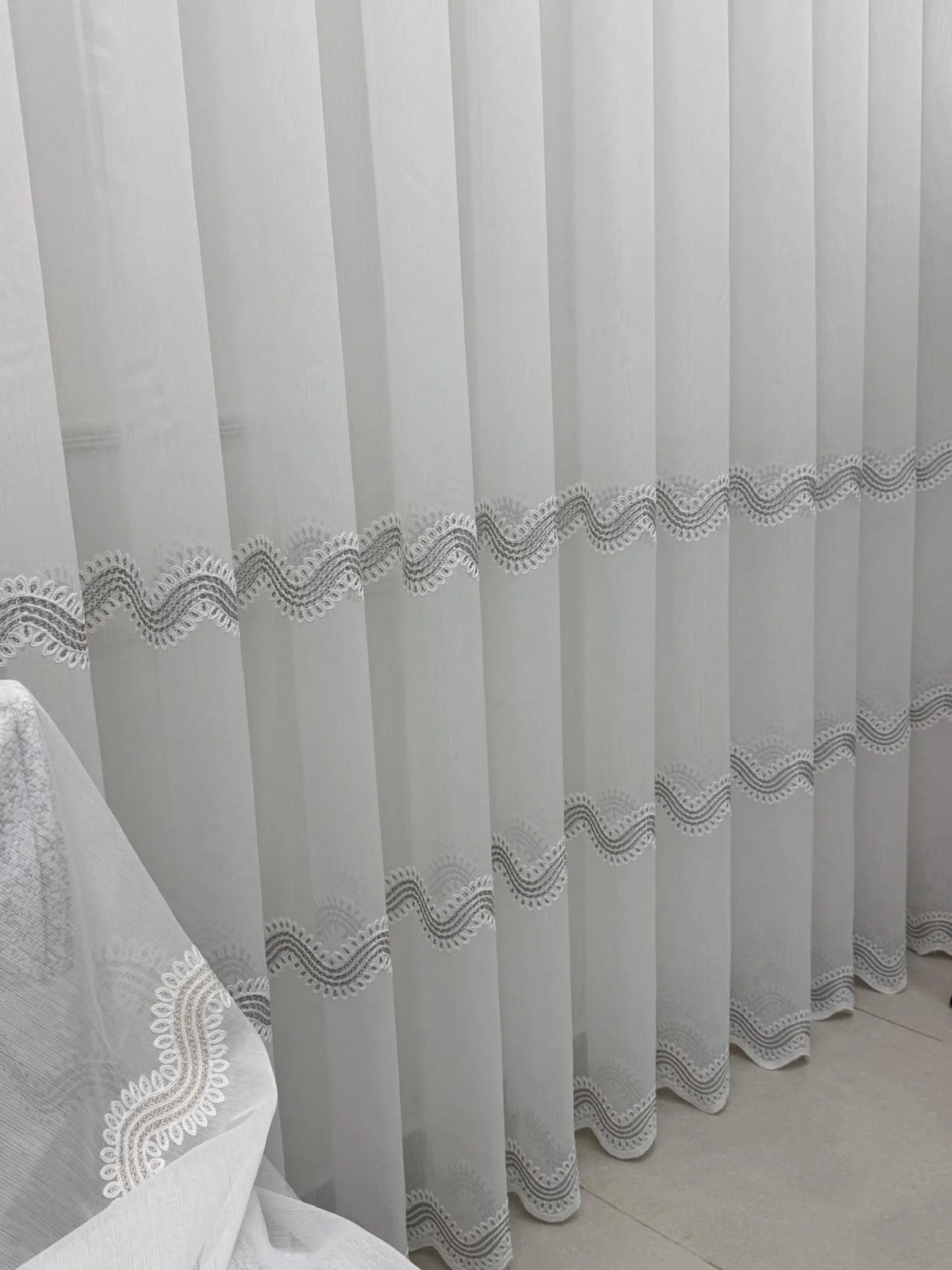 NİVEMESHOME PERLİNA GÜMÜŞ 1/3 PİLELİ TÜL PERDE APM