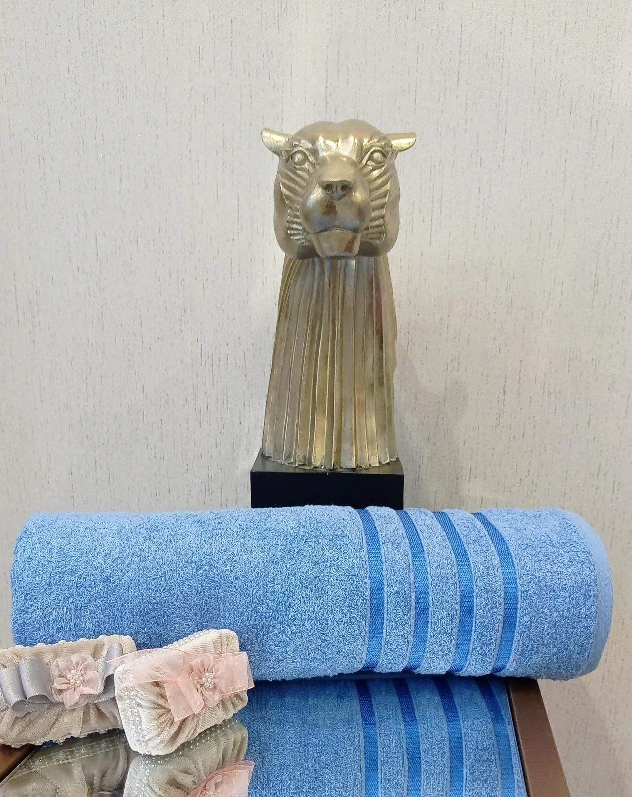 TOALLA DE BAÑO AZUL DE NIVEMESHOME POLOLIFE