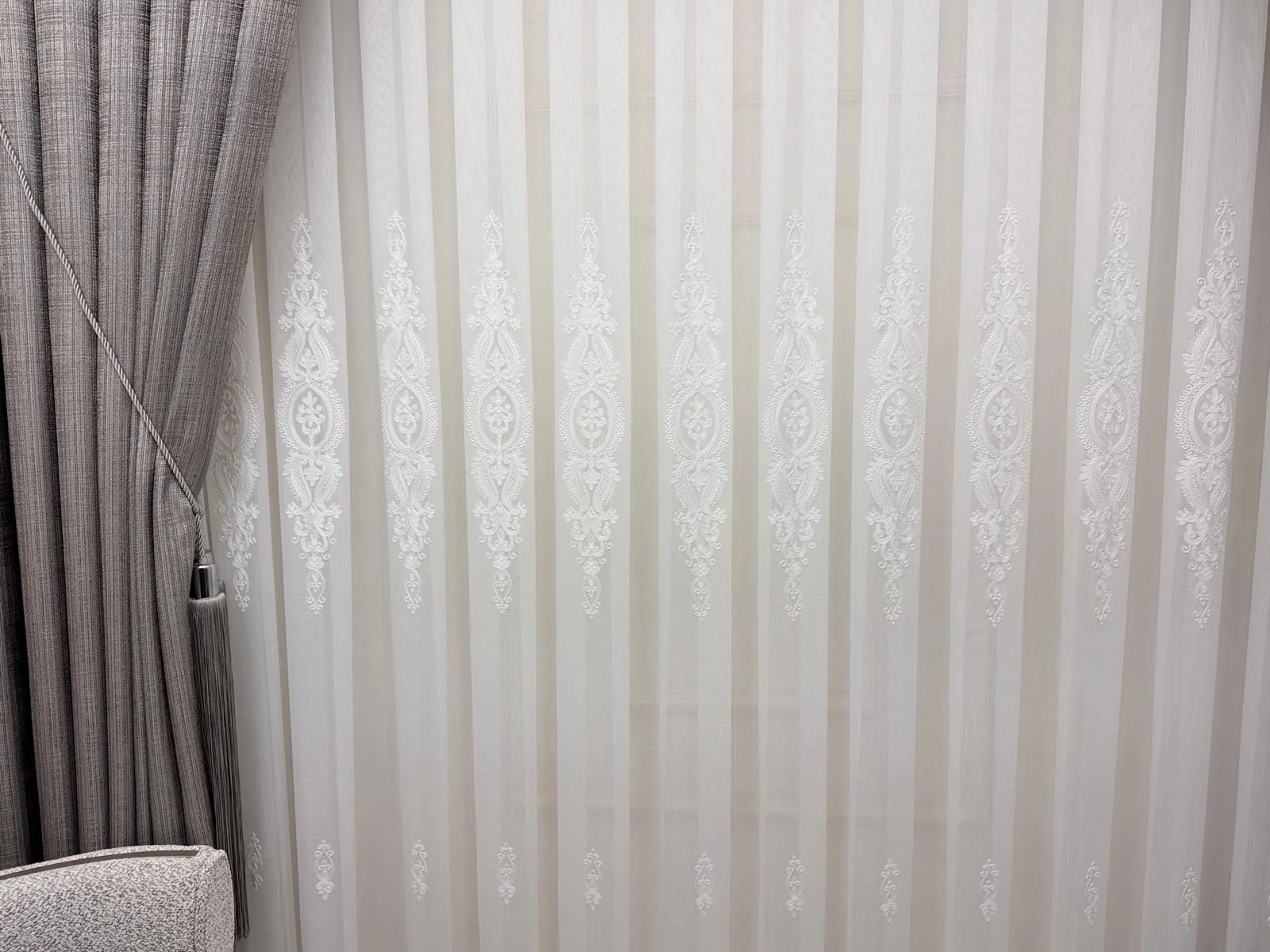 NİVEMESHOME САПФИР VELVET GOLD 1/3 TÜL PERDE