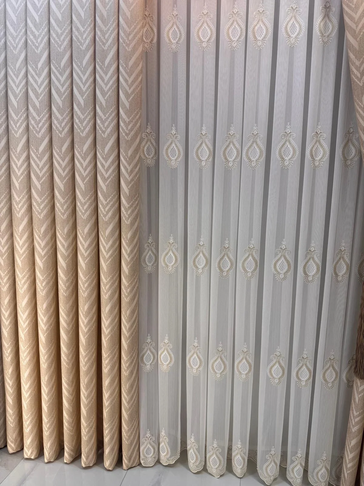 NİVEMESHOME SARDES 703 GOLD 1/3 PİLELİ TÜL PERDE
