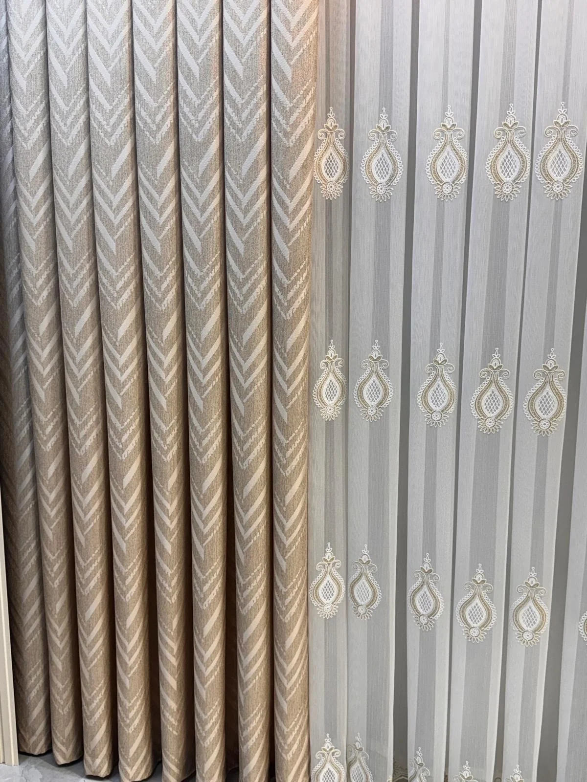 NİVEMESHOME SARDES 703 GOLD 1/3 PİLELİ TÜL PERDE
