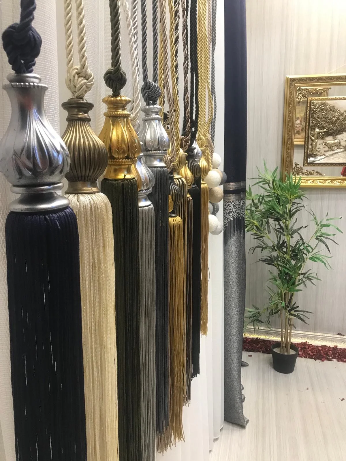 NİVEMESHOME SCHWARZ-BEIGE GEMISCHTE DACHGIPFEL SAMLUNG BRAÇOL
