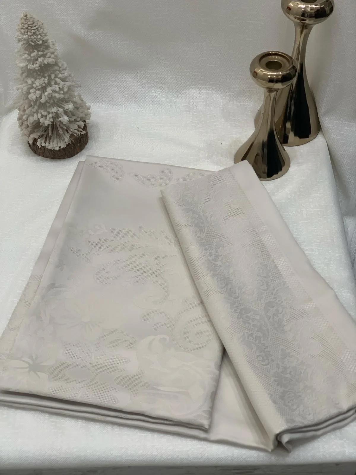 NİVEMESHOME TAŞ 160X220 JUMBO MASA ÖRTÜSÜ