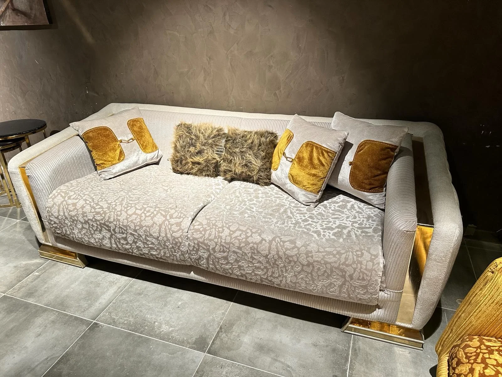 NIVEMESHOME ZEN SOFA SET