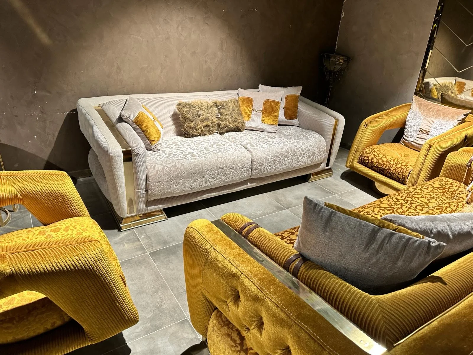 NIVEMESHOME ZEN SOFA SET