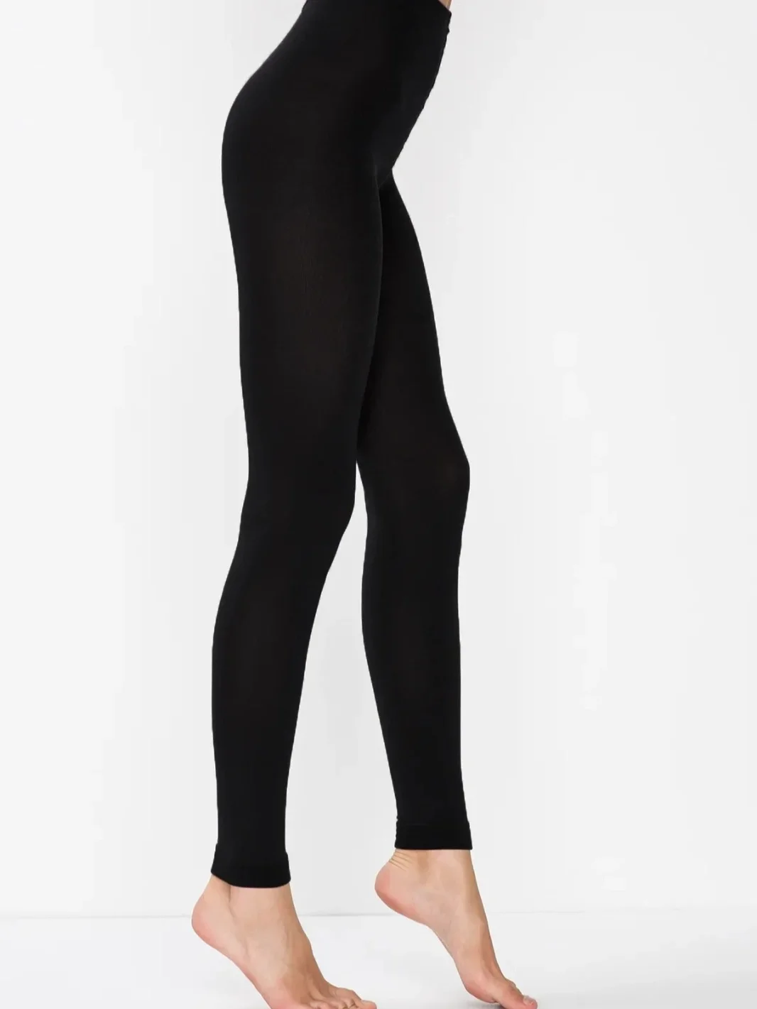 SCHWARZE THERMAL-MAXI-STRUMPFHOSE VON PENTI IN XXL Größe.