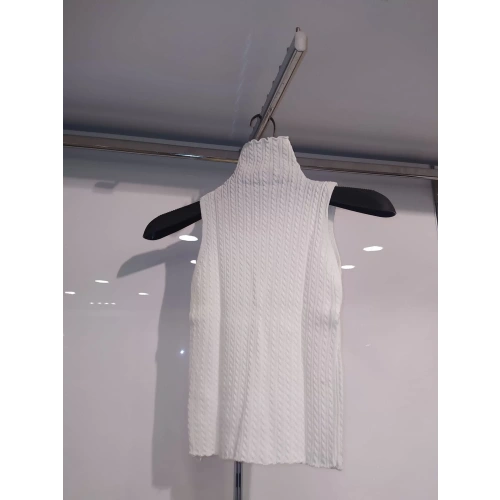 Kadın Beyaz Sıfır Kol Triko Kazak