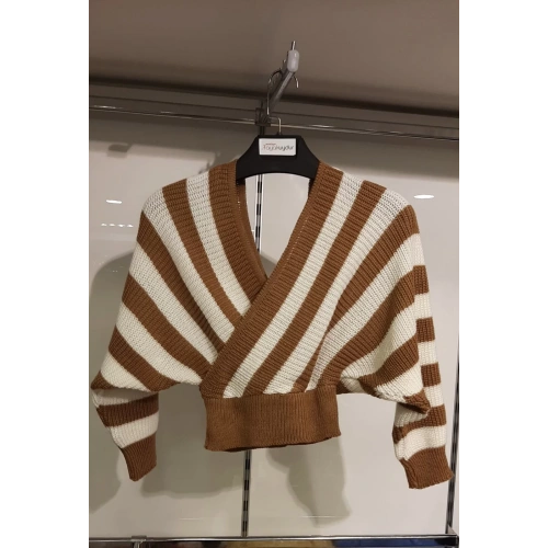 Kadın Kahverengi-Beyaz Çizgili Triko Kazak