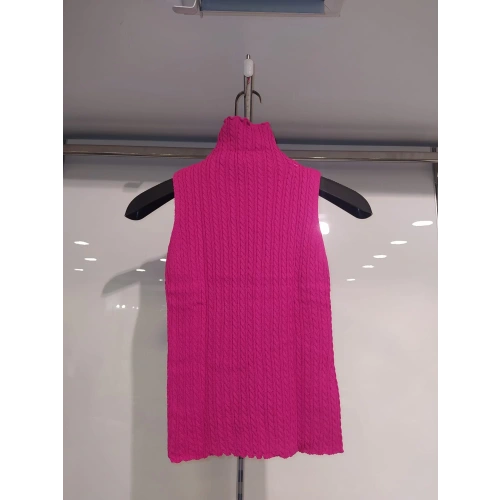 Kadın Pembe Sıfır Kol Triko Kazak