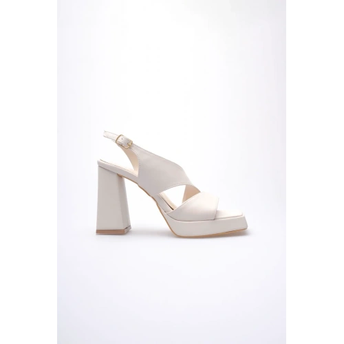 Bej Kadın Topuklu Platform Sandalet TR12MY04C