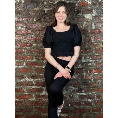Kadın Büzgülü Siyah Bluz