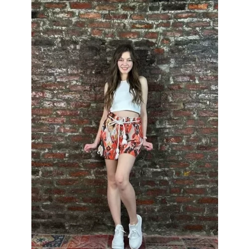 Kadın Kiremit Beyaz Şort