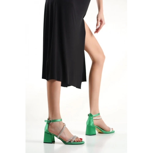 Kadın Yeşil Taşlı Yeni Sezon Topuklu Sandalet